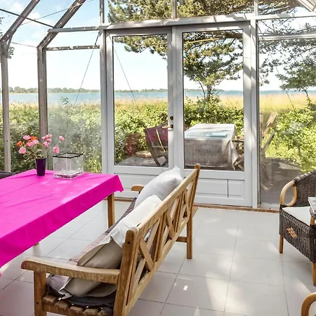 5 Bedroom Beautiful In Holiday home Askeby